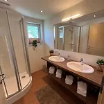 Luna Apartment *